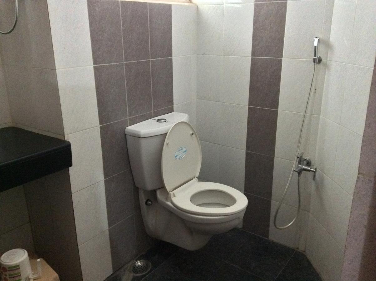 Sakthi Lodge Dharapuram Phòng bức ảnh